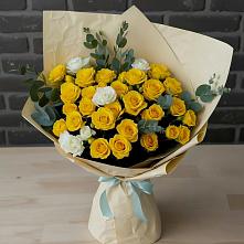 Букет цветов из:  Розы в Роговской