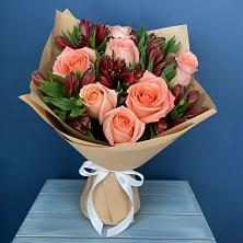 Букет цветов из:  Розы и Альстромерии в Роговской