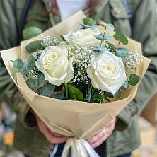 Букет цветов из:  Розы в Роговской