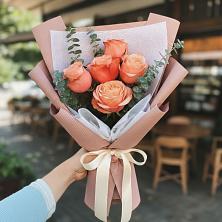 Букет цветов из:  Розы в Роговской