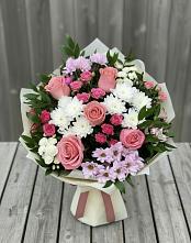 Букет цветов из:  Альстромерии, Гвоздики, Розы и Хризантемы в Роговской