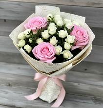 Букет цветов из:  Розы в Роговской
